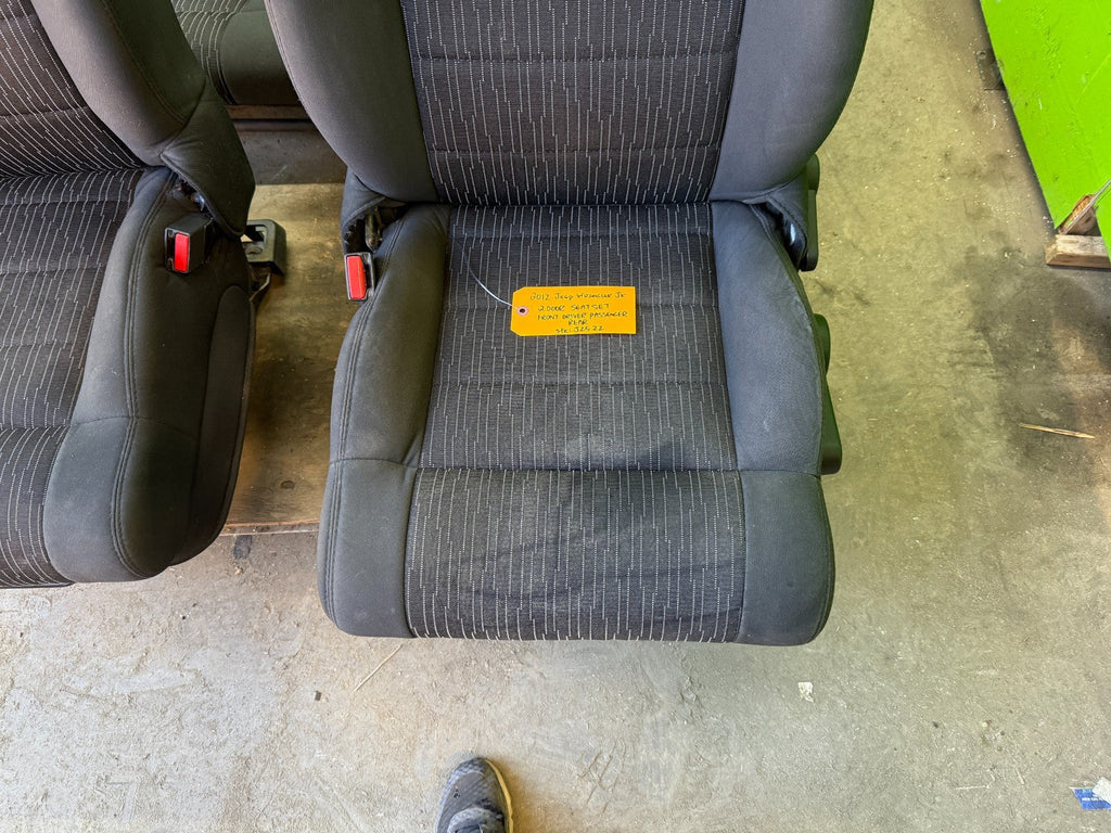 07-18 JEEP WRANGLER JK  2 DR OEM FRONT REAR COMPLETE SEATS SET DARK GREY GRAY
