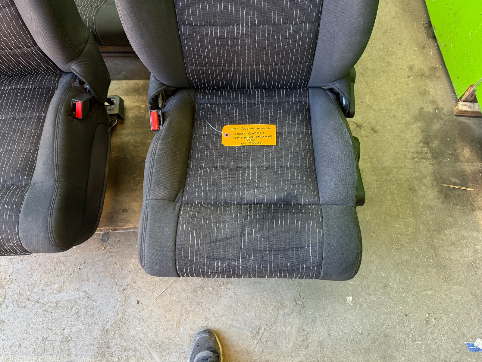 07-18 JEEP WRANGLER JK  2 DR OEM FRONT REAR COMPLETE SEATS SET DARK GREY GRAY