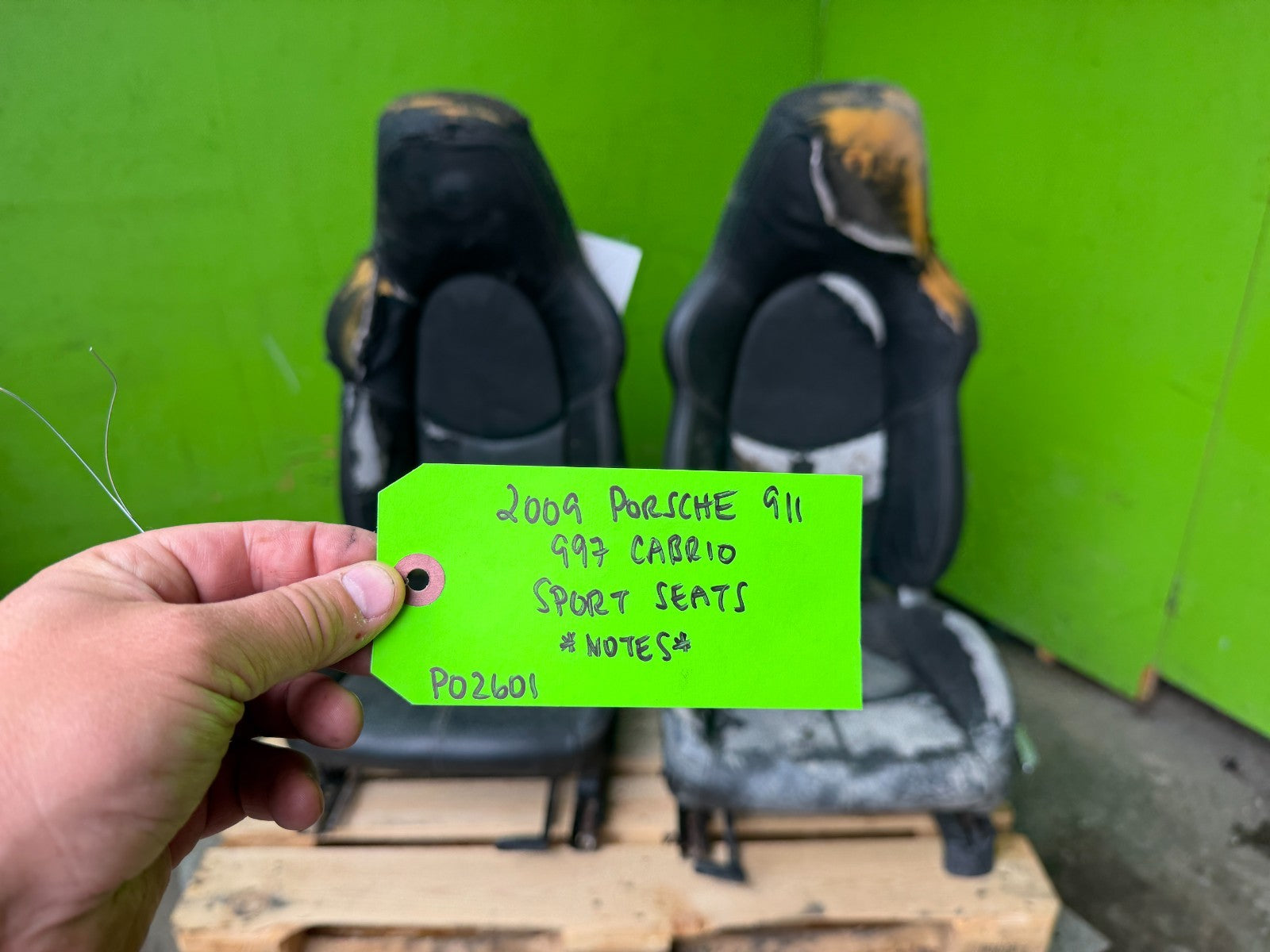 09 PORSCHE 997 911 LEFT RIGHT FRONT HEATED MANUAL SPORT SEATS 05-12