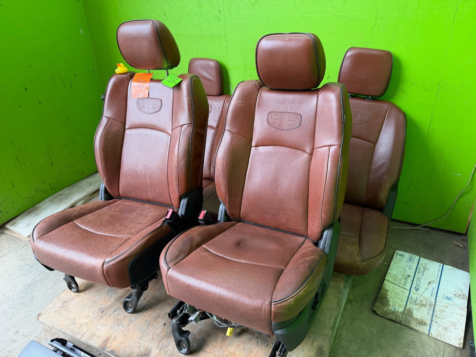 10 11 12 DODGE RAM 2500 3500 LONGHORN FRONT REAR SEATS CONSOLE LID