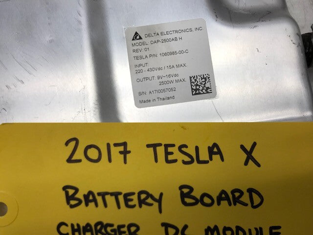 16 17 18 19 TESLA MODEL X 100D DC BATTERY CHARGER CONTROL MODULE 1060985-00 32K