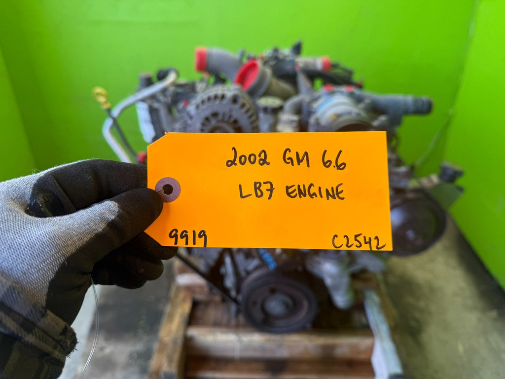 01-04 CHEVROLET GMC 2500 3500 6.6 LB7 DURAMAX DIESEL ENGINE MOTOR NO CORE!!