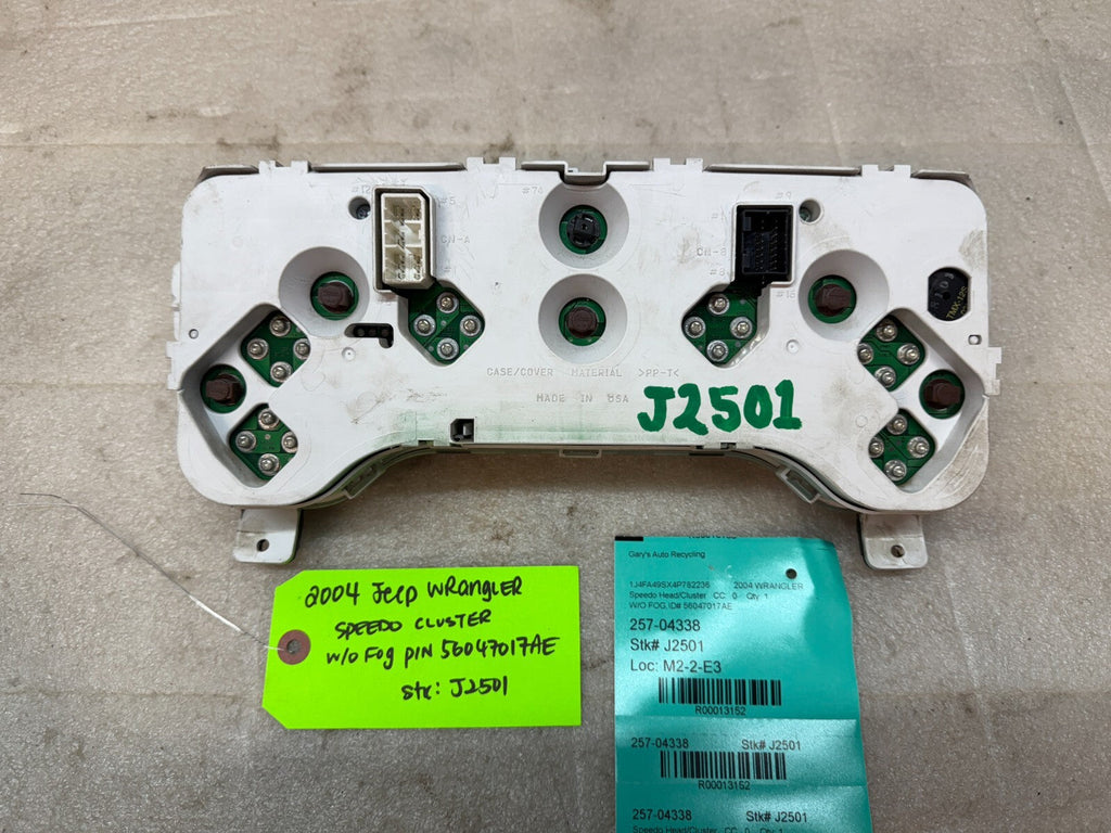 04 JEEP WRANGLER TJ LJ OEM METRIC SPEEDOMETER GAUGE CLUSTER 56047017AE 03-06
