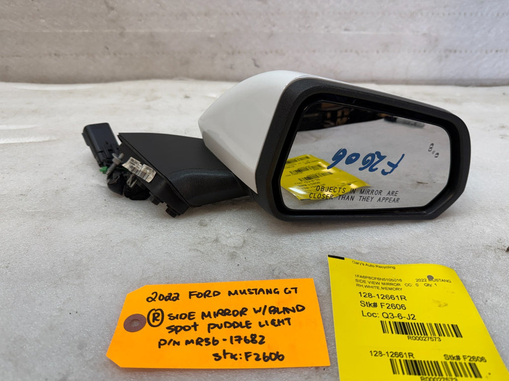 18-23 FORD MUSTANG OEM RIGHT REAR OUTER VIEW MIRROR WHITE MR3B-17682