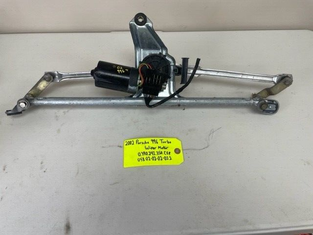 02 PORSCHE 996TT 996 OEM FRONT WINDSHIELD WIPER MOTOR TRANSMISSION 01-05 69K!!