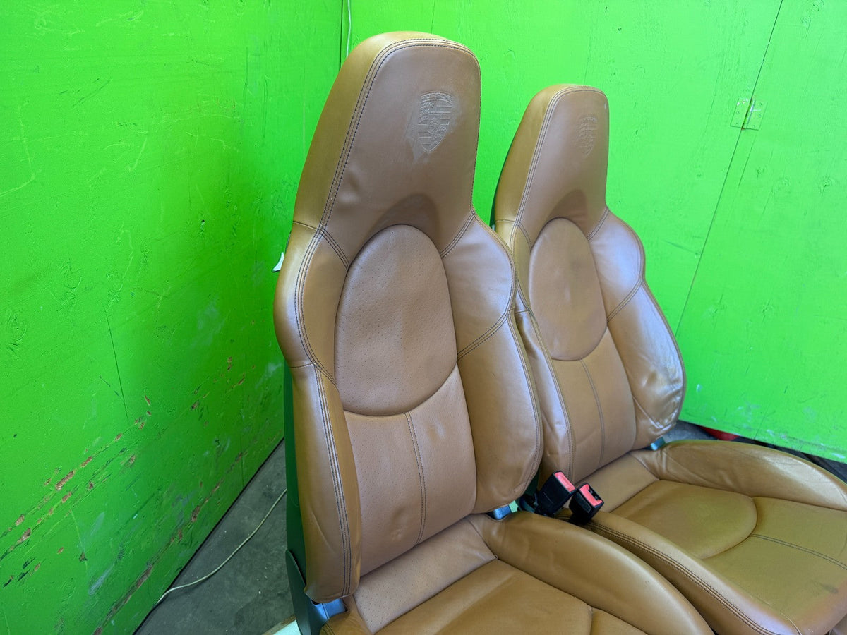 05-13 PORSCHE 997 911 LEFT RIGHT POWER HEATED 18 WAY SPORT SEATS NATURAL BROWN