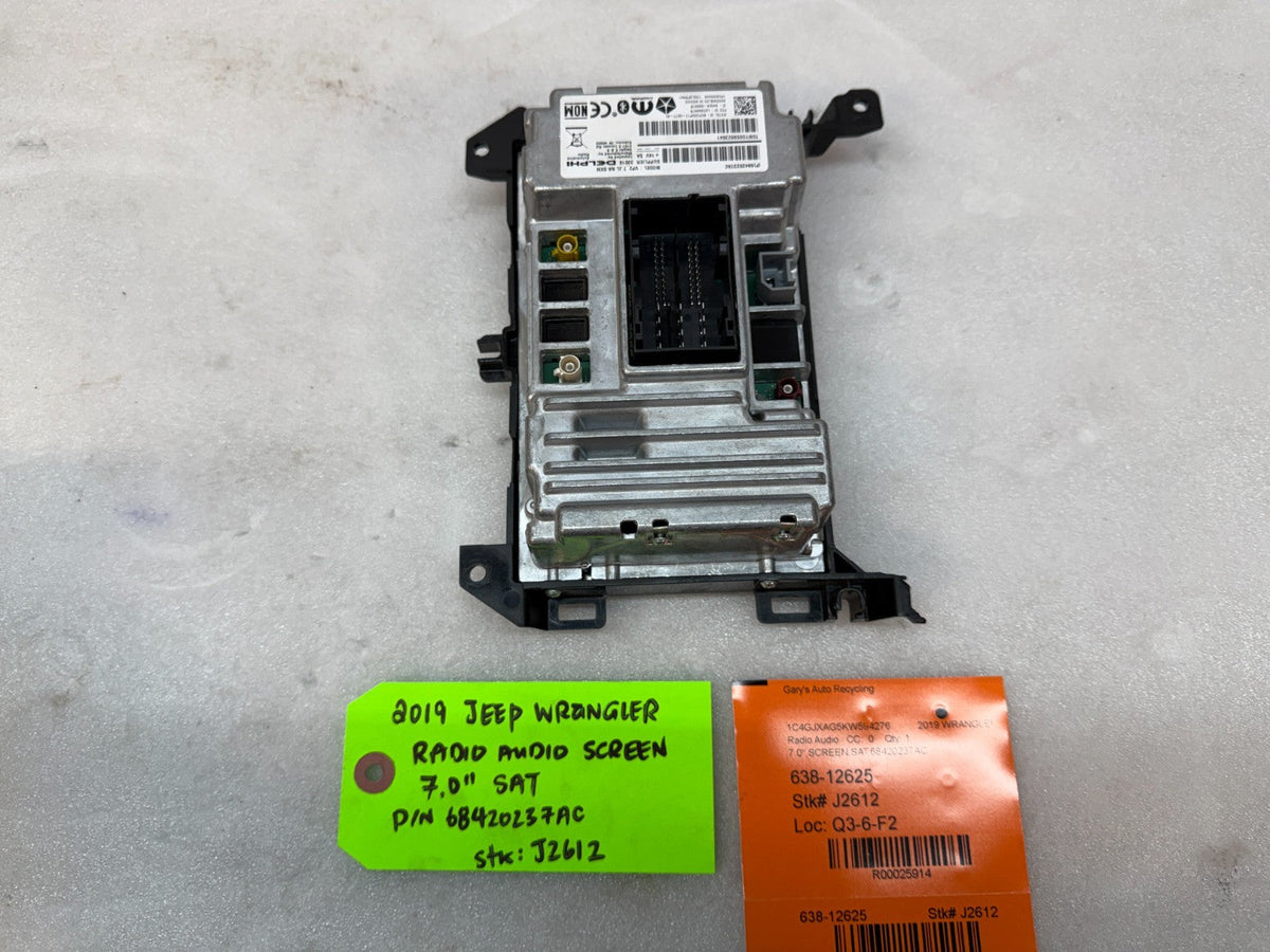 19 JEEP WRANGLER JL JT OEM 7" TOUCHSCREEN RADIO STEREO P68420237AC 18-20