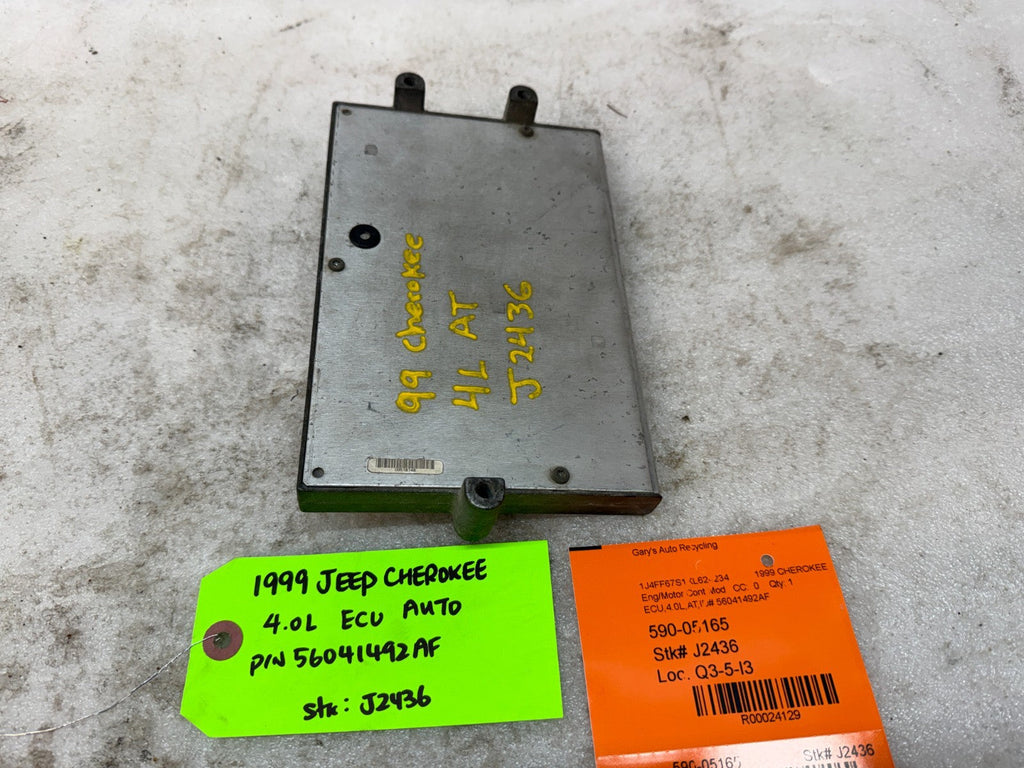 99 JEEP CHEROKEE XJ 4.0 AUTOMATIC ENGINE COMPUTER ECM ECU P56041534AE 56041492AF