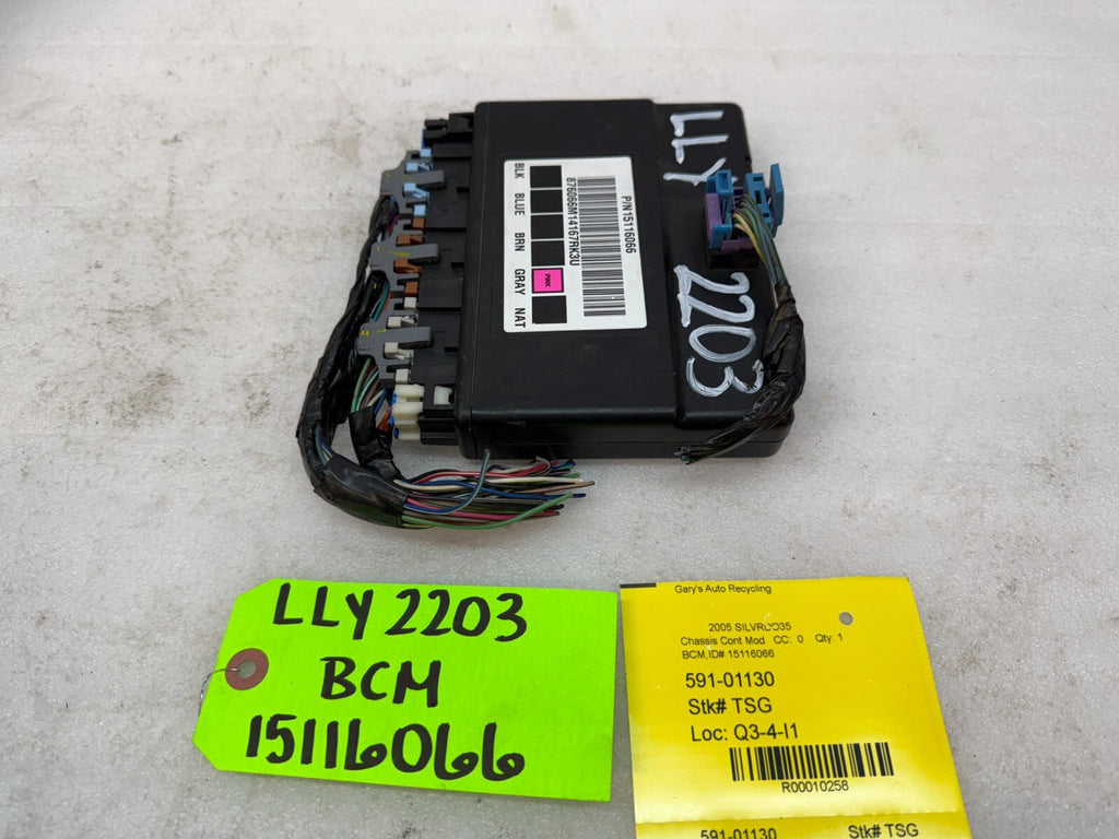 01-05 Chevrolet GMC 2500HD 3500HD 6.6 DURAMAX BODY CONTROL MODULE BCM 15116066