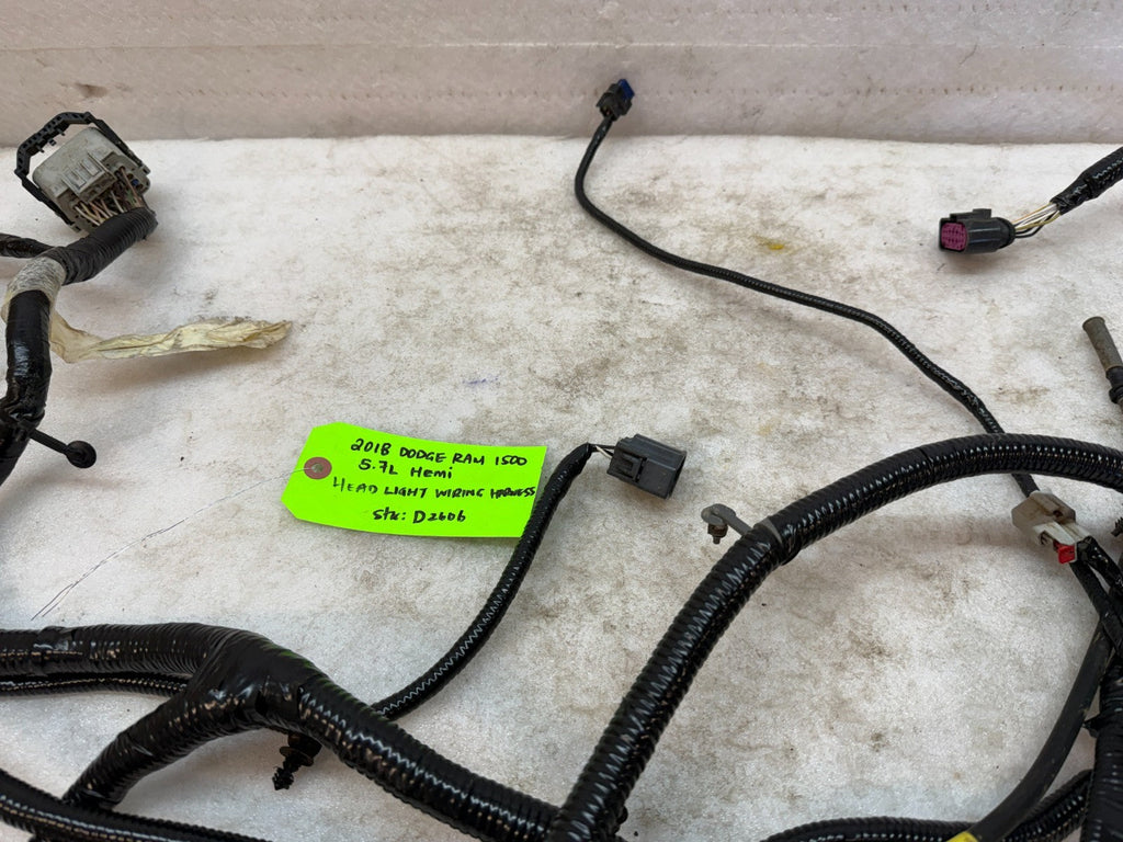 18 DODGE RAM SPORT 1500 5.7 HEADLIGHT WIRING HARNESS LOOM P68360111AA
