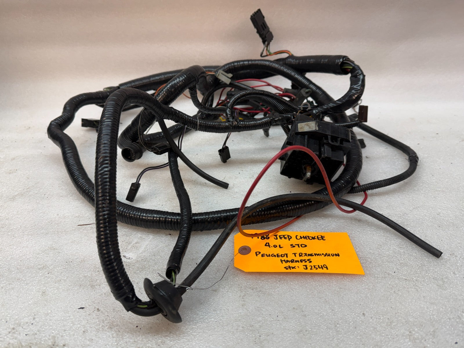 87-90 JEEP CHEROKEE XJ 4.0  UNDERHOOD 5 SP TRANSMISSION BODY WIRING HARNESS LOOM