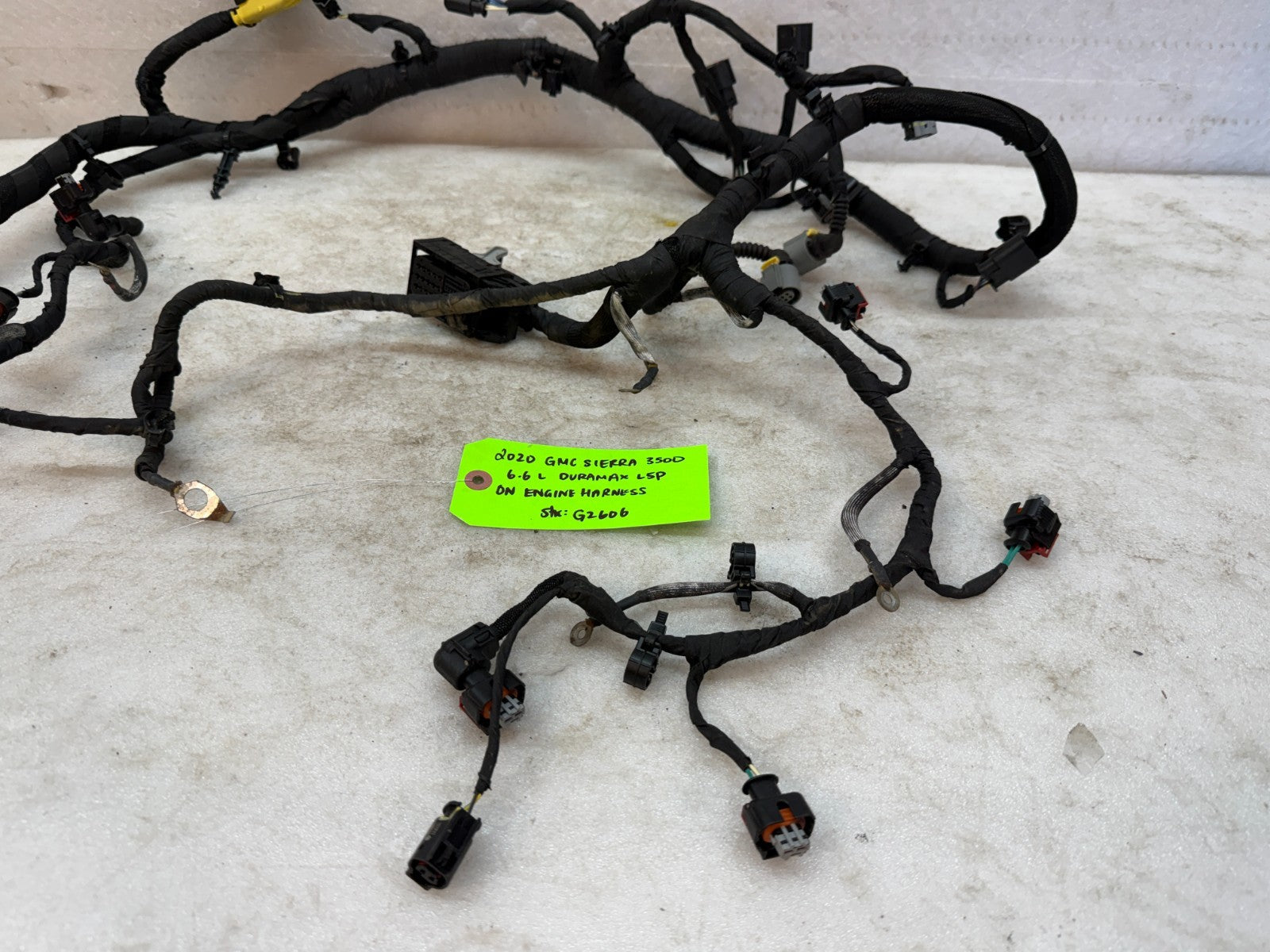 20-24 GMC CHEVROLET 3500HD DURAMAX 6.6 L5P ON ENGINE WIRING HARNESS