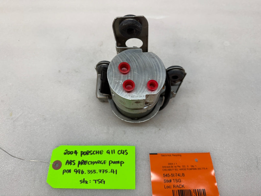04 PORSCHE 911 996 C4S TURBO OEM ABS PRE CHARGE PUMP 99635577541 01-05