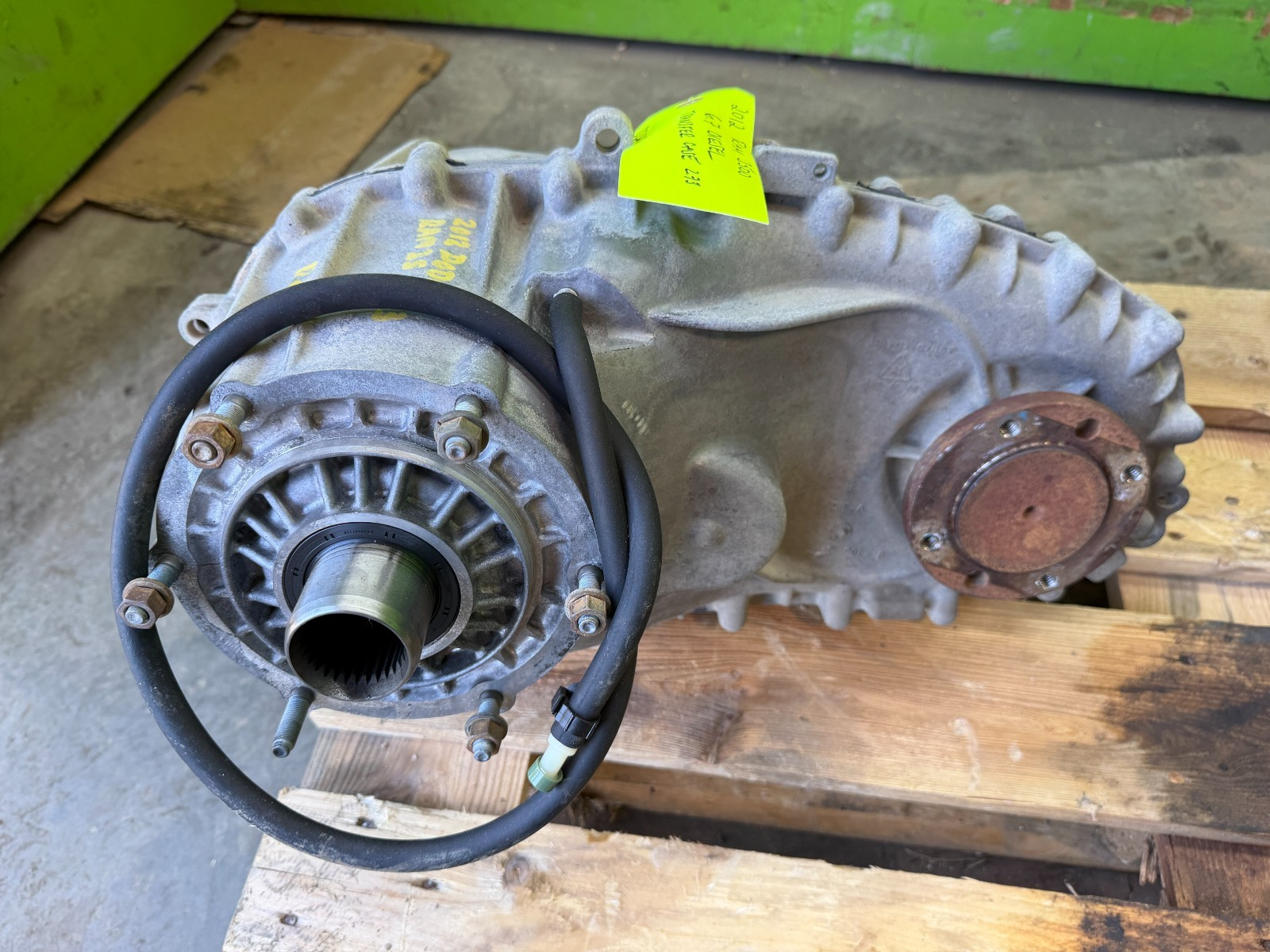 12 DODGE RAM 2500 3500 TRANSFER CASE P68069711AA 4WD 4X4 12-18