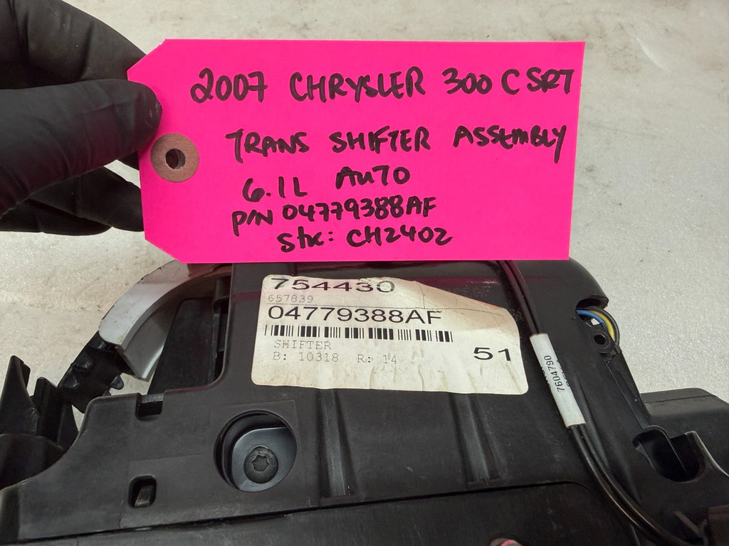 05 06 07 CHRYSLER 300 SRT8 SRT-8 AUTOMATIC TRANSMISSION SHIFTER 04779388AF