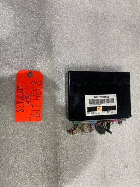 11-14 Chevrolet GMC 2500HD DURAMAX 6.6 LML BCM BODY CONTROL MODULE 20939138
