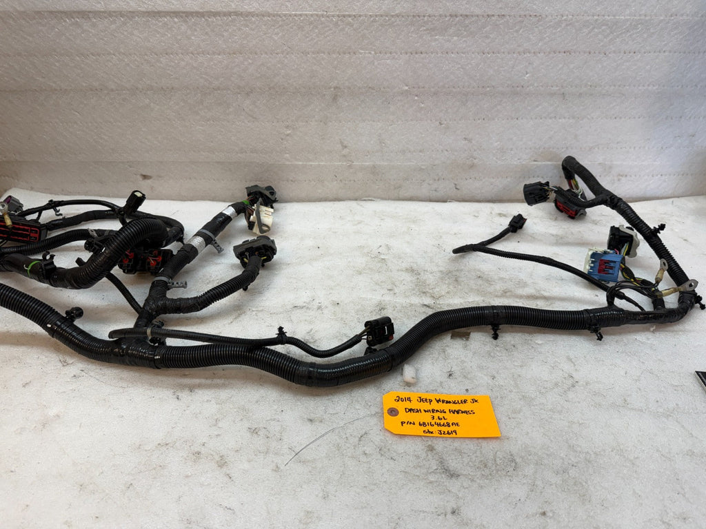 14 JEEP WRANGLER JK 3.6 DASH GAUGE WIRING HARNESS LOOM P68164668AE