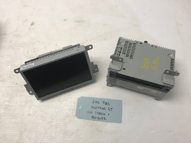 15 16 17 FORD MUSTANG 5.0 GT OEM NAVIGATION STEREO RADIO SCREEN CD PLAYER