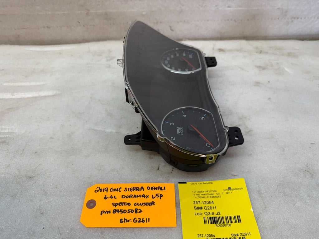 19 GMC 2500 3500 SIERRA 6.6 DURAMAX METRIC SPEEDOMETER GAUGE CLUSTER 84505082