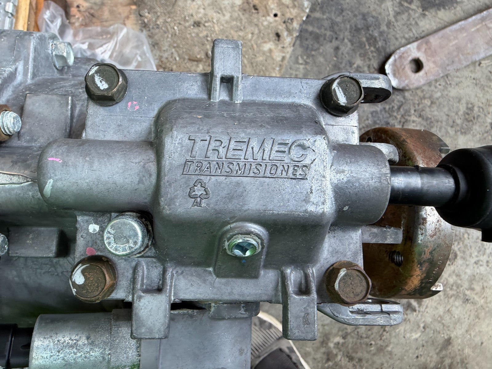 17 DODGE CHALLENGER RT COMPLETE 5.7 HEMI ENGINE W TR6060 MANUAL TRANSMISSION 35K