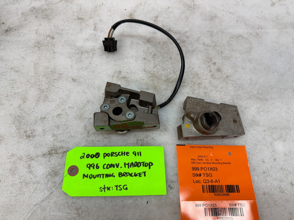99-04 PORSCHE 996 CONVERTIBLE CABRIOLET ROOF REAR LATCH BRACKETS MOUNT HARD TOP