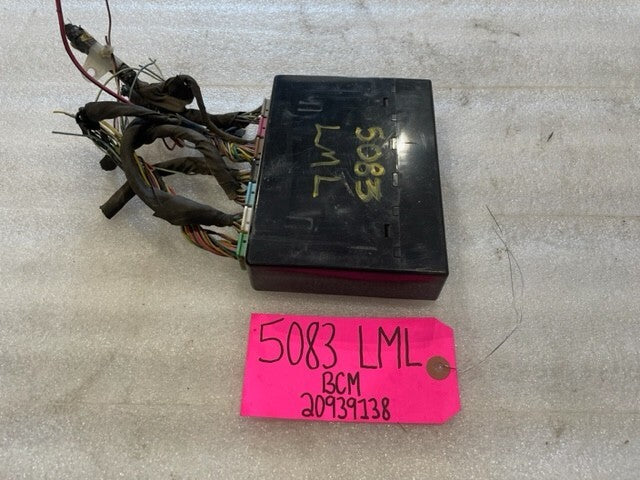 11-14 Chevrolet GMC 2500HD DURAMAX 6.6 LML BCM BODY CONTROL MODULE 20939138
