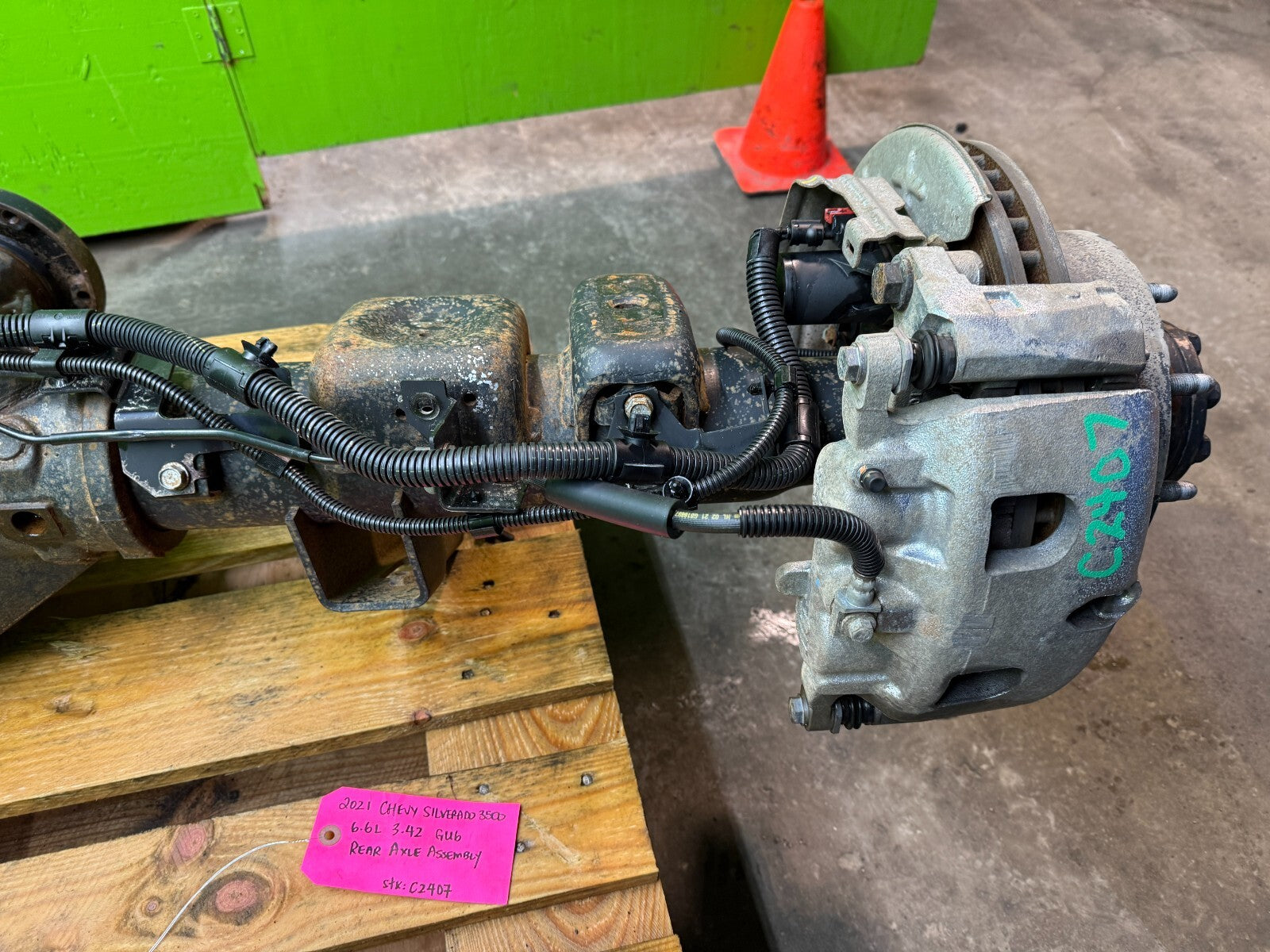 19-24 CHEVROLET GMC SIERRA SILVERADO 2500 3500 G80 REAR DIFFERENTIAL DIFF 3.42