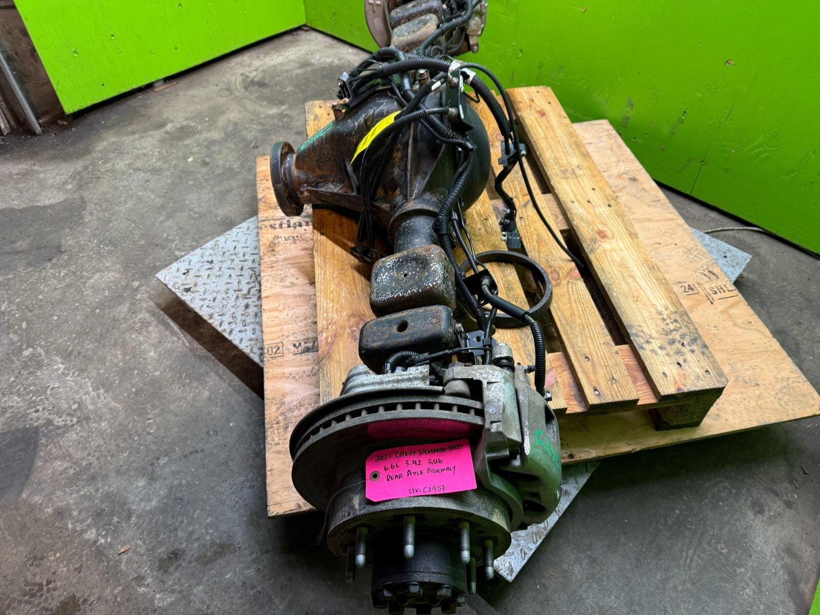19-24 CHEVROLET GMC SIERRA SILVERADO 2500 3500 G80 REAR DIFFERENTIAL DIFF 3.42