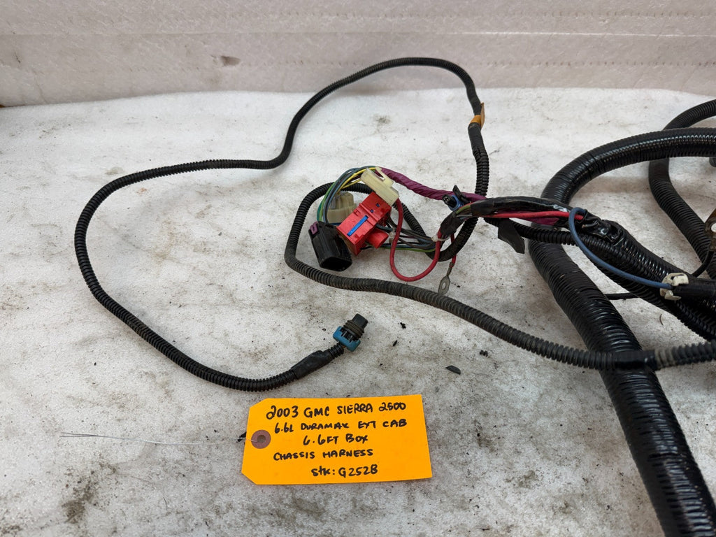01-04 Chevrolet GMC 2500HD 3500 6.6 4wd EXT CAB SHORT BOX CHASSIS WIRING HARNESS