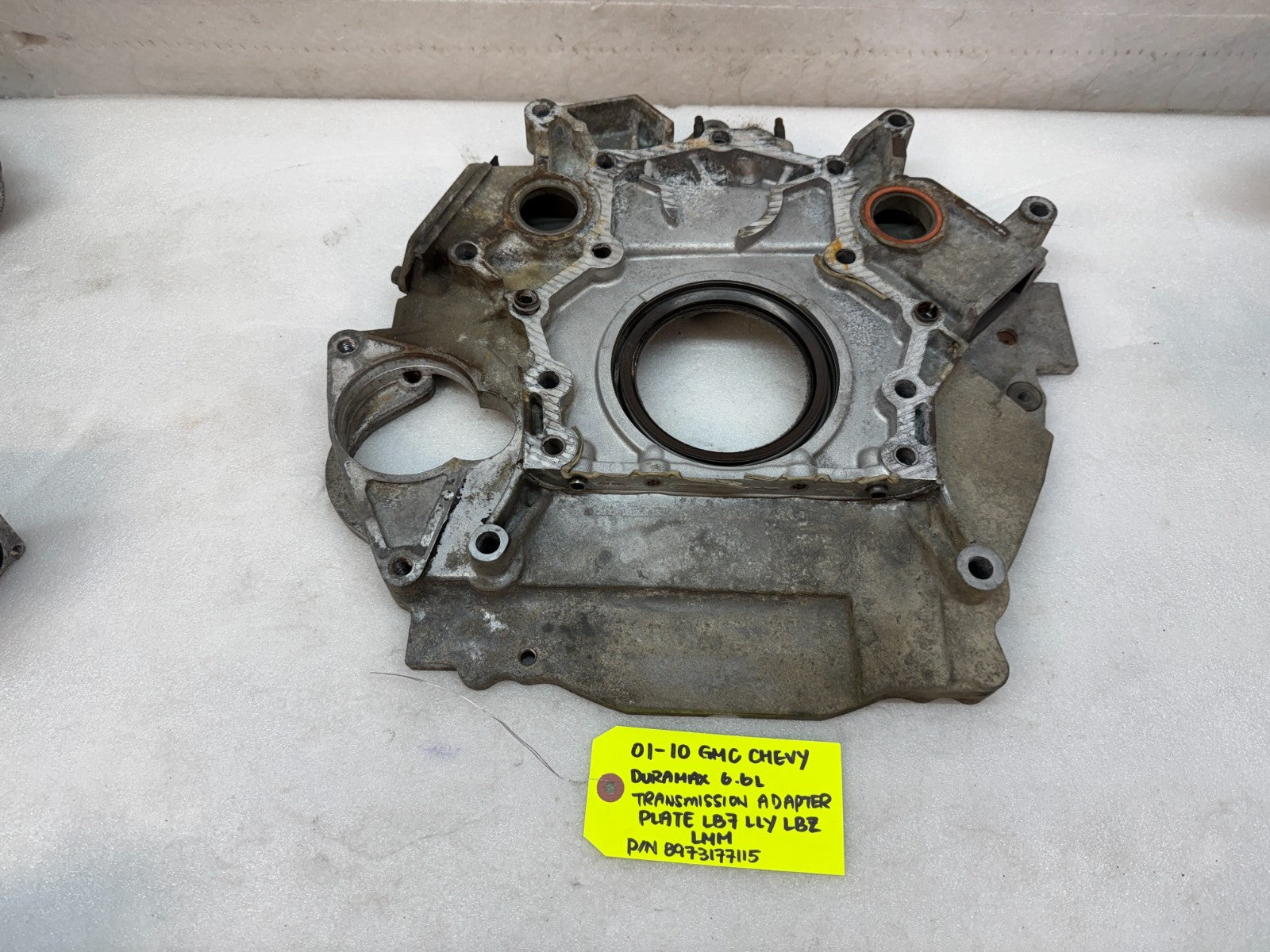 01-10 GMC LB7 LLY LBZ LMM 6.6 TRANSMISSION TO ENGINE ADAPTER PLATE 8973177115