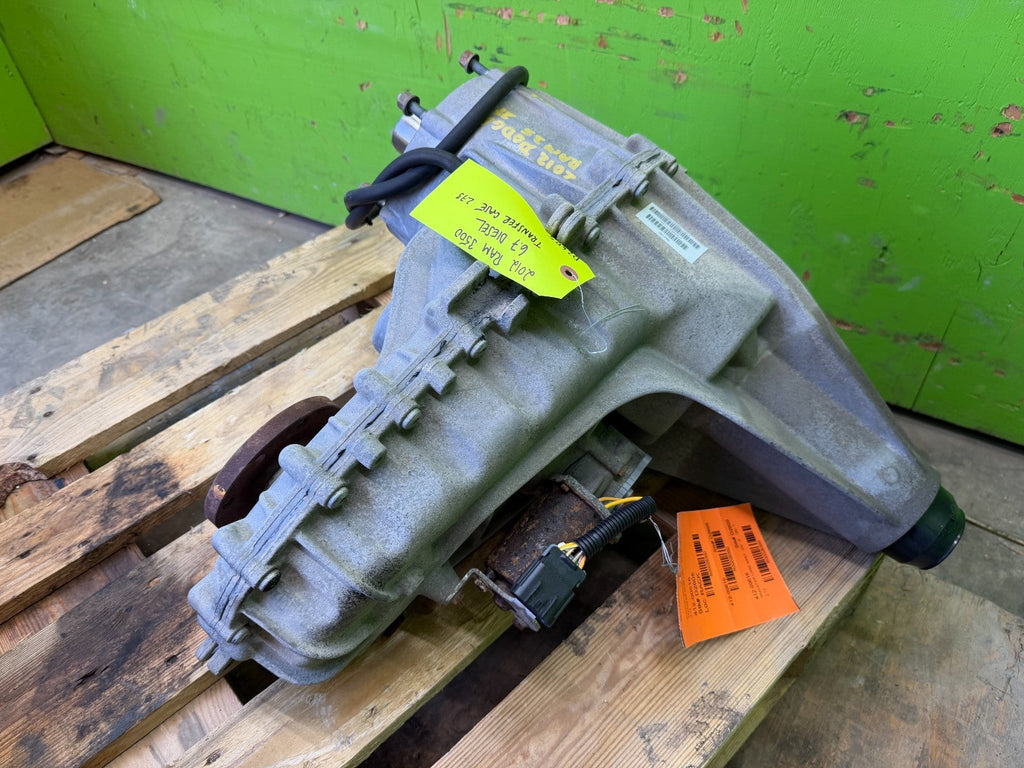 12 DODGE RAM 2500 3500 TRANSFER CASE P68069711AA 4WD 4X4 12-18
