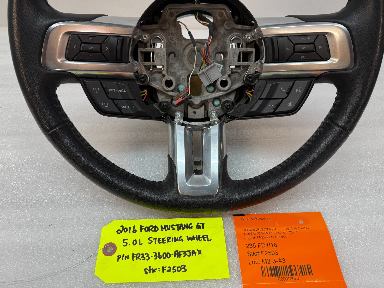 16 FORD MUSTANG GT BLACK LEATHER STEERING WHEEL W CONTROLS  6sp MANUAL 15 16 17