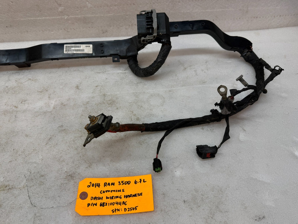 14 DODGE RAM 2500 3500 6.7 INSTRUMENT DASH GAUGE CLUSTER WIRING HARNESS 68210044