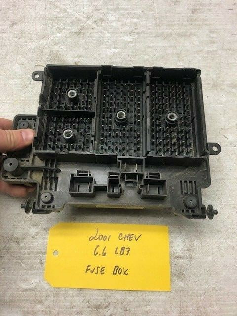 01-05 Chevrolet GMC SILVERADO SIERRA 6.6 LB7 UNDERHOOD FUSEBOX RELAY 15328827-03