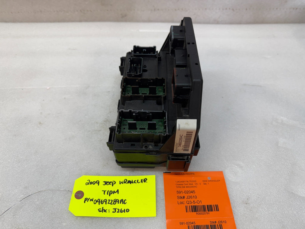 09 JEEP WRANGLER JK TIPM INTEGRATED MODULE FUSE BOX P04692289AC