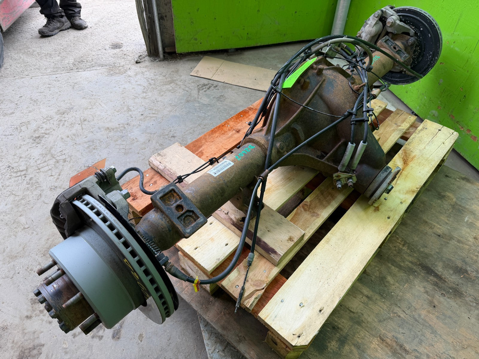 19-24 DODGE RAM 2500 3500 SINGLE REAR WHEEL SRW REAR DIFFERENTIAL AXLE 3.73 65k!