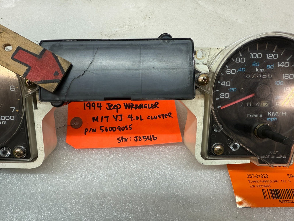 92-95 JEEP WRANGLER YJ OEM METRIC GAUGE CLUSTER SPEEDOMETER TACH 56009055