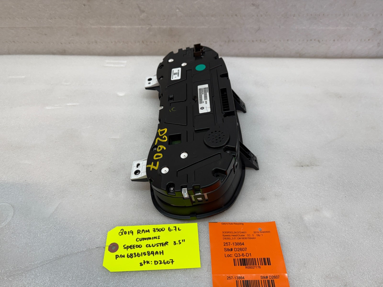 19 20 21  RAM 2500 3500 6.7 CUMMINS GAUGE CLUSTER SPEEDOMETER TACH 68361584AH