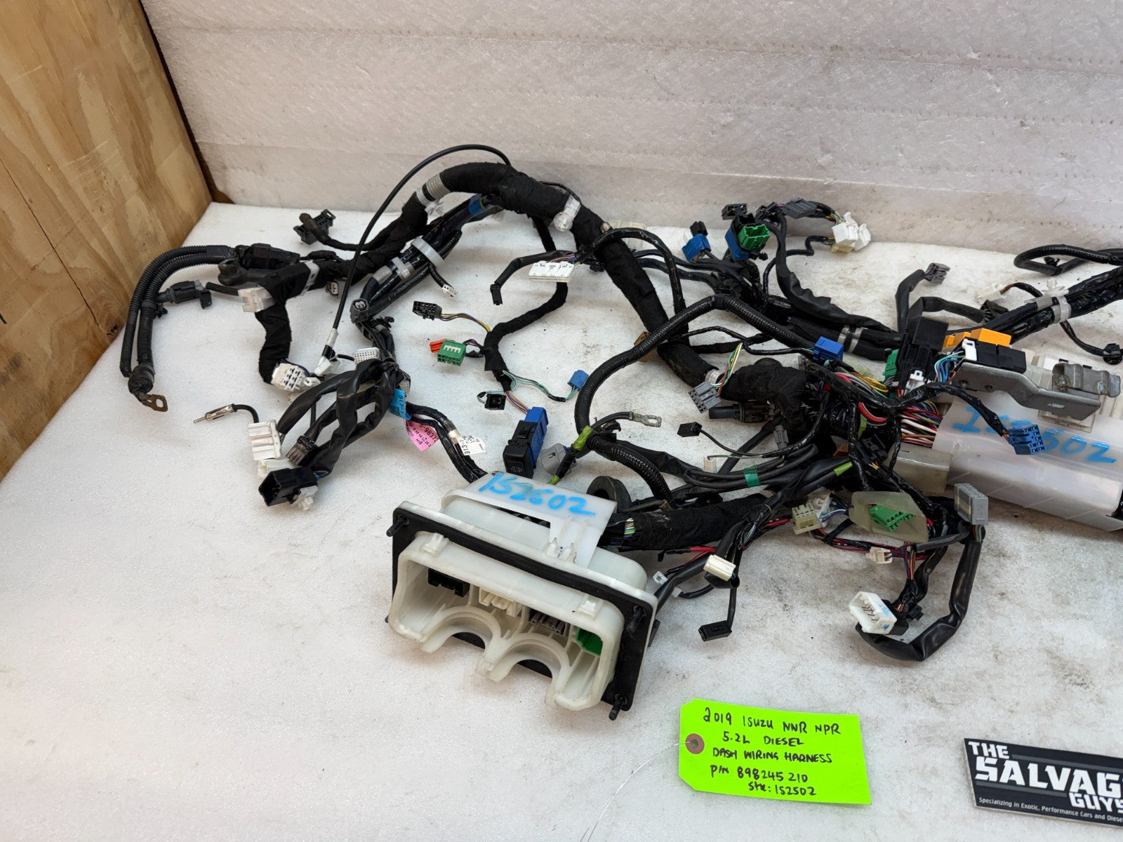 19 ISUZU NRR NQR 5.2 DASH WIRING HARNESS LOOM 898245210