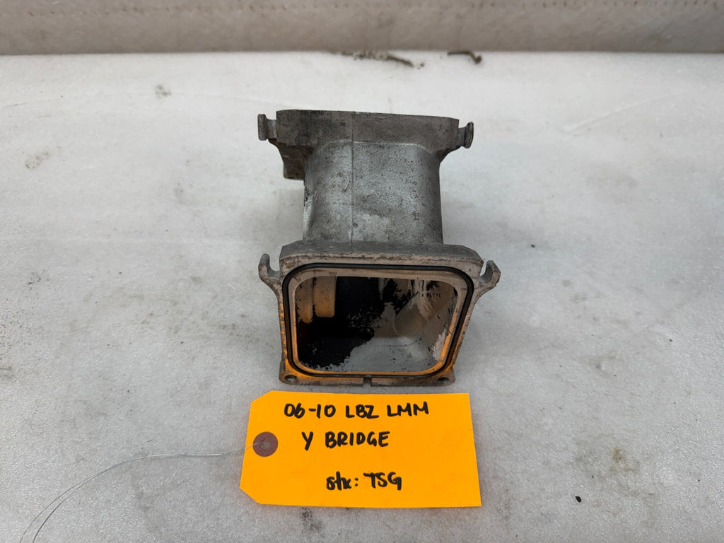 06-10 GMC CHEVROLET LBZ LMM 6.6 DURAMAX Y-BRIDGE INTAKE MANIFOLD