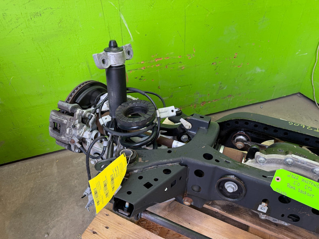 15-22 FORD MUSTANG GT 5.0 REAR SUSPENSION AXLE DIFFERENTIAL 3.55 GEARS