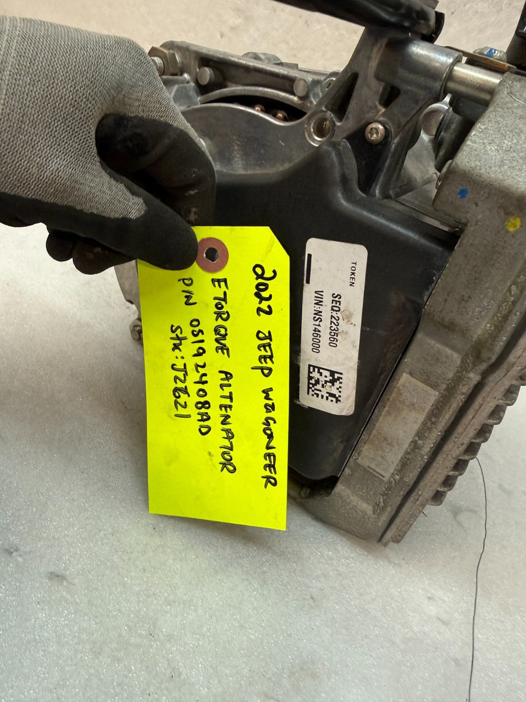 22 23 Jeep Wagoneer Belt Driven Alternator Starter Generator 5.7 P05192408AD 24K