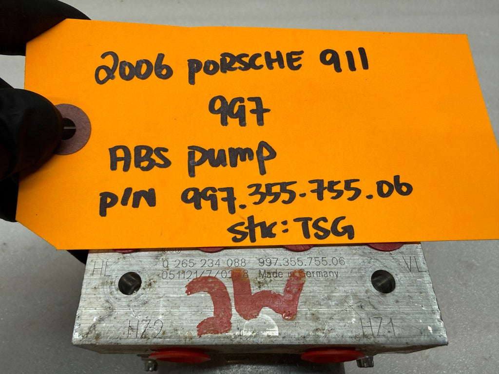 05-08 Porsche 997 911 C2 C4 ABS BRAKE PUMP ANTI LOCK MODULE ASSEMBLY 99735575506
