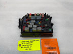 03-07 Chevrolet GMC SILVERADO SIERRA 1500 UNDERHOOD FUSE RELAY BOX 15201928-01