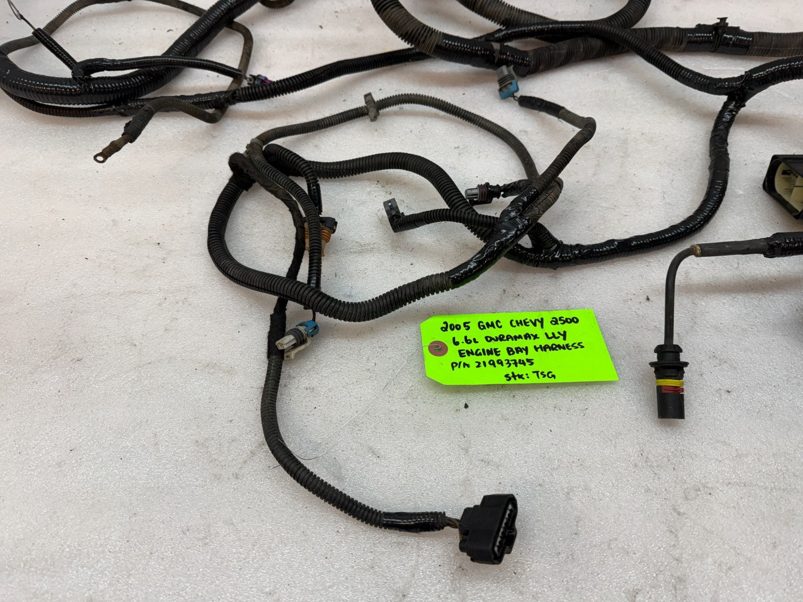 05 Chevrolet GMC 2500HD 3500HD DURAMAX 6.6 LLY DIESEL ENGINE WIRING LOOM HARNESS
