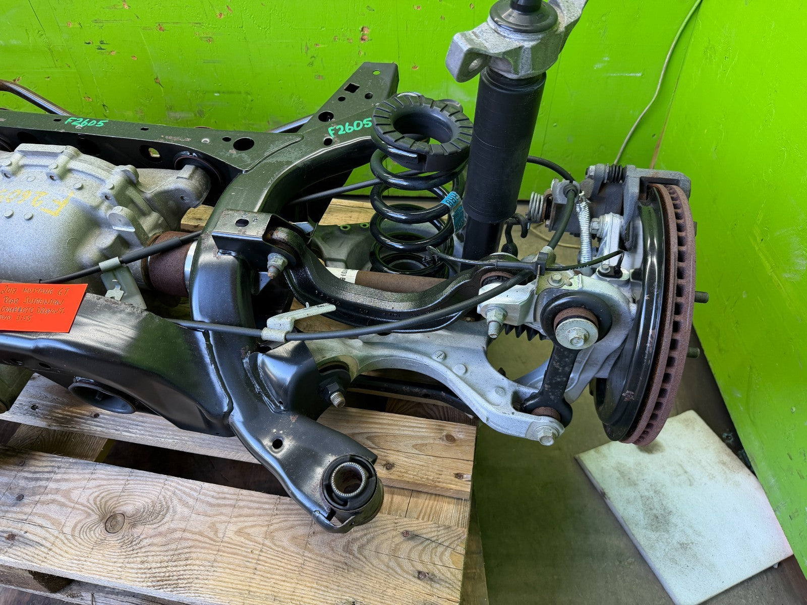 15-22 FORD MUSTANG GT 5.0 REAR SUSPENSION AXLE DIFFERENTIAL 3.55 GEARS