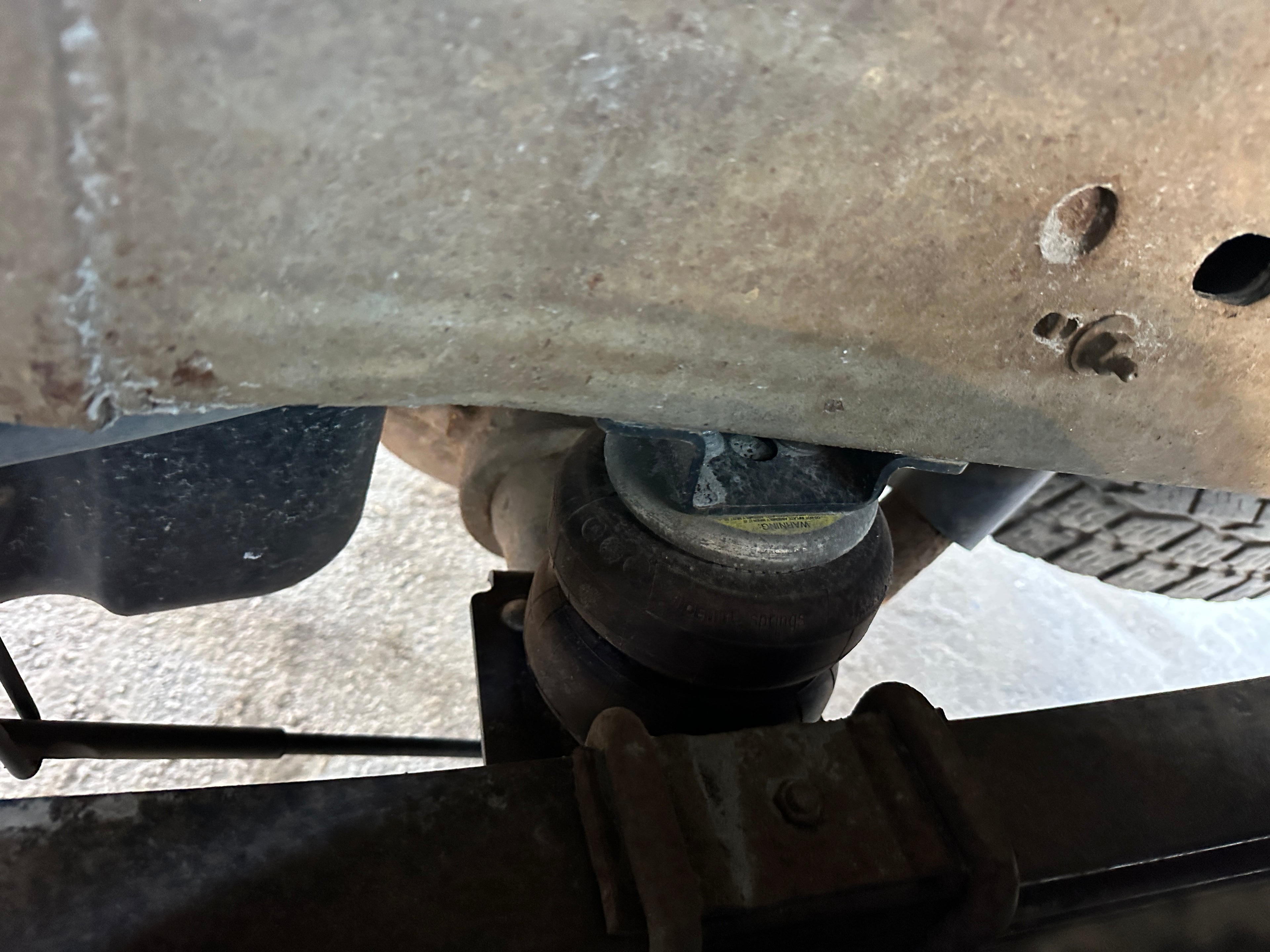 2005 GMC New Sierra K3500 6.6 LLY Duramax – G2602