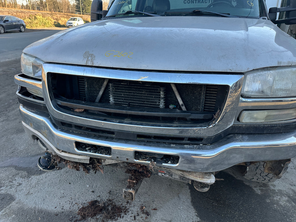 2005 GMC New Sierra K3500 6.6 LLY Duramax – G2602