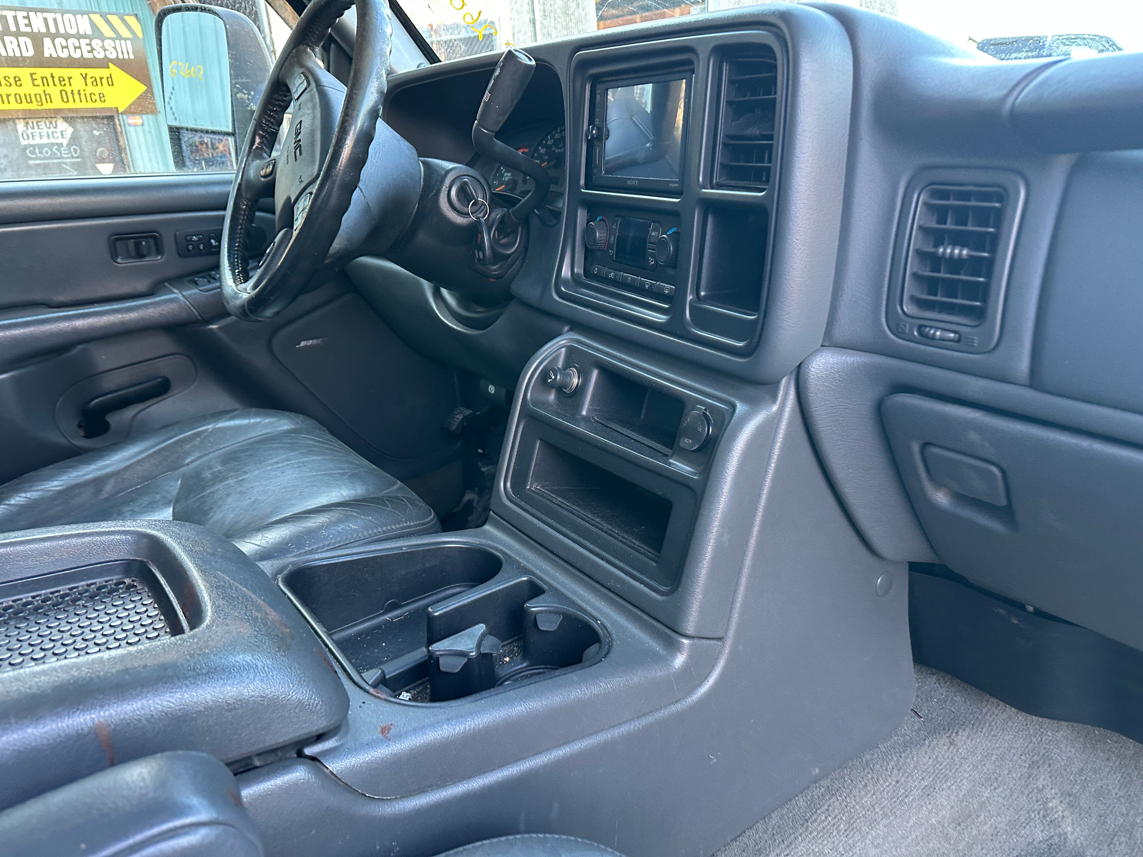 2005 GMC New Sierra K3500 6.6 LLY Duramax – G2602
