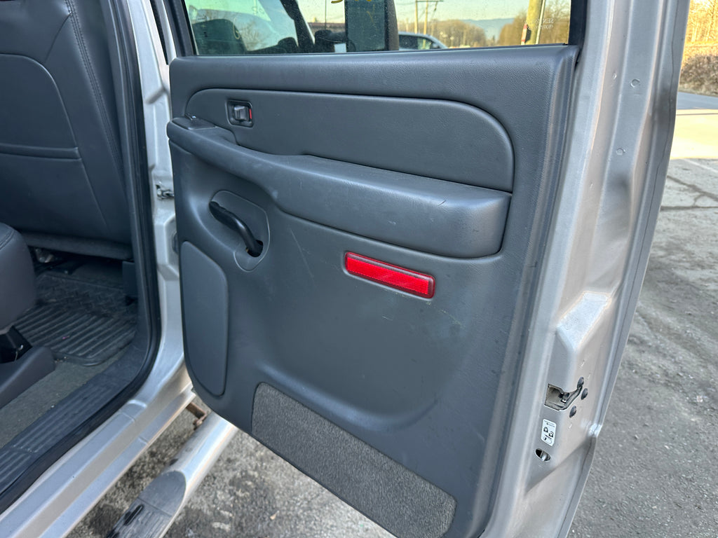 2005 GMC New Sierra K3500 6.6 LLY Duramax – G2602